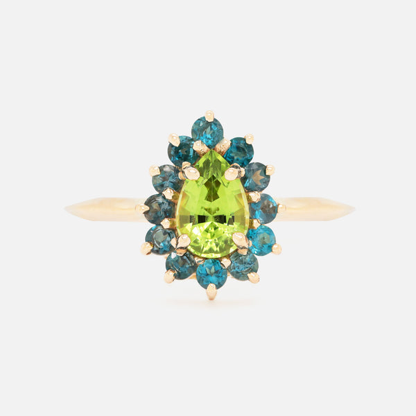 Anillo Dalia Oro Amarillo 14K con Peridoto y Topacios London Blue.