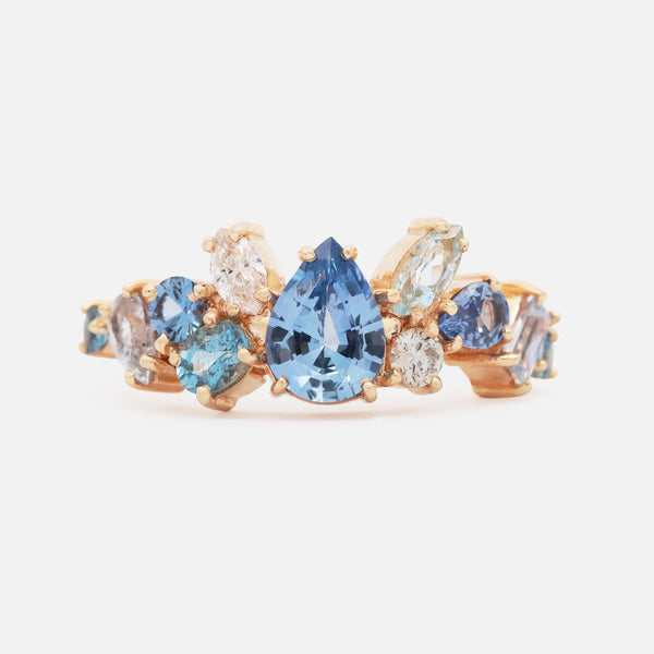 Anillo Eclipse Baby Blue Oro 14K con Zafiros, Aquamarinas y Diamantes.