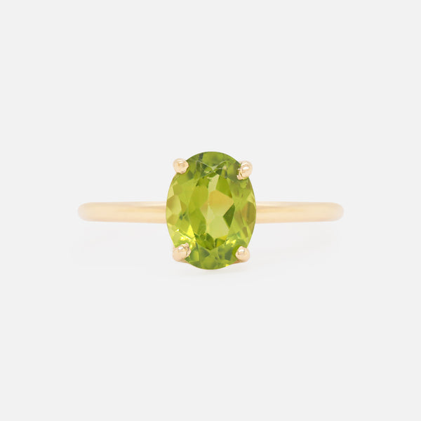 Anillo Valeria Oro Amarillo 14K con Peridoto Oval.