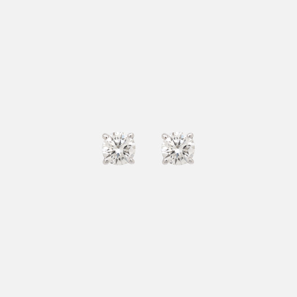 Studs Emma Oro Blanco 18K con Diamantes Redondos.