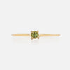 Anillo Birthstone Oro Amarillo 14K y Peridoto.