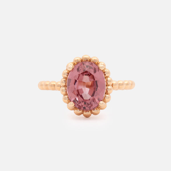 Anillo Elysa Oro Amarillo 14K con Granate Malaya Oval.