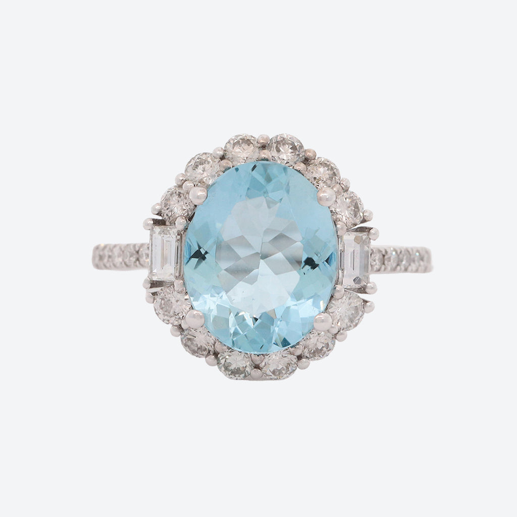 Anillo Gardenia Oro Blanco 18K con Aquamarina y Diamantes.