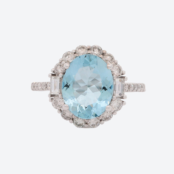 Anillo Gardenia Oro Blanco 18K con Aquamarina y Diamantes.