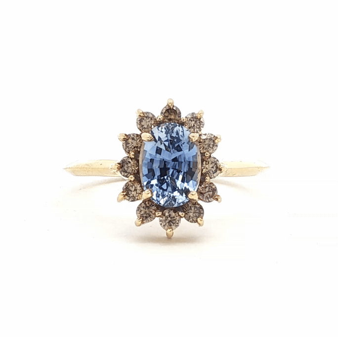 Anillo Imperial Oro Amarillo 14K con Diamantes y Zafiro Celeste Oval.