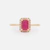 Anillo Royal Oro 18K con Rubí y Diamantes.