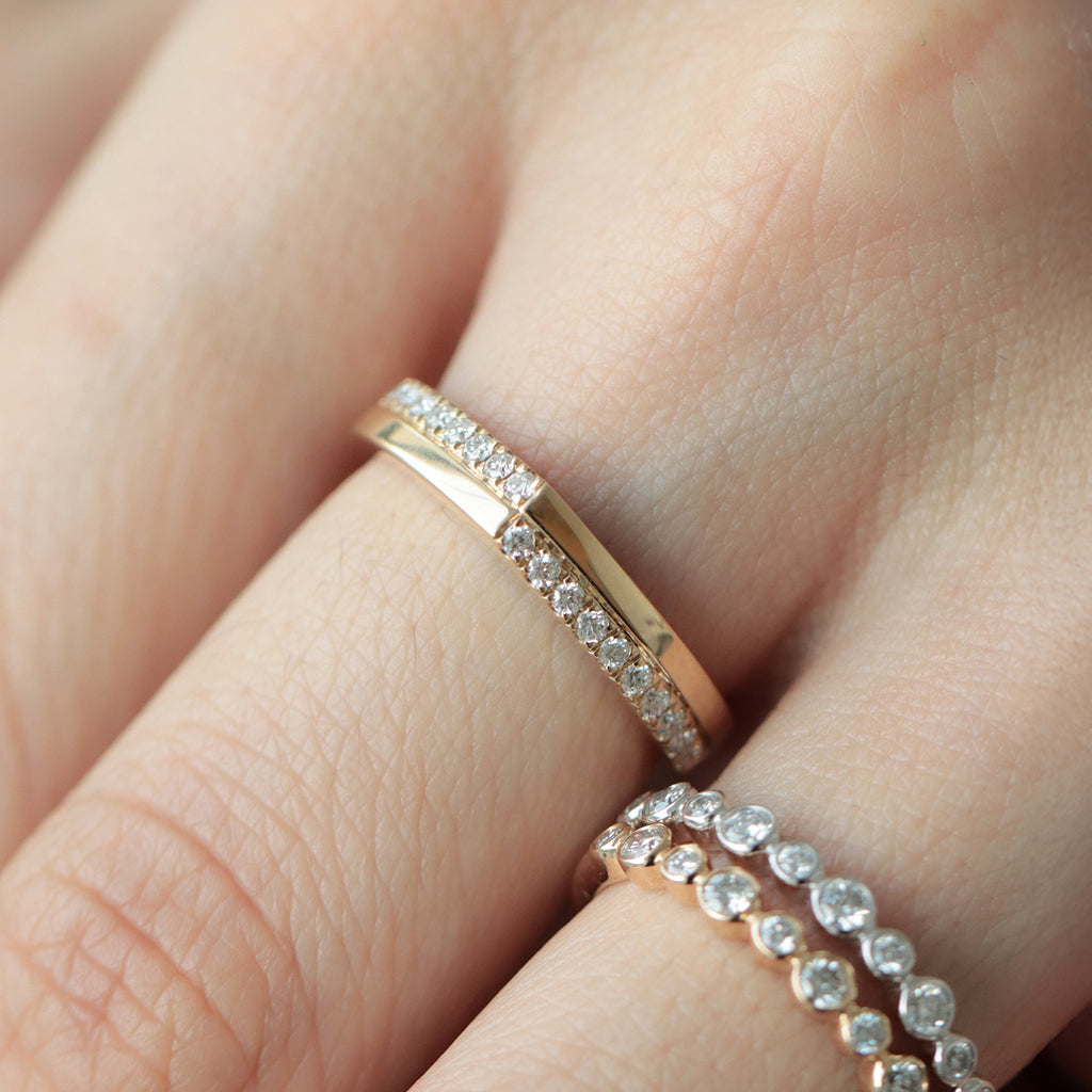 Anillo Amelia Oro 18K con Diamantes.