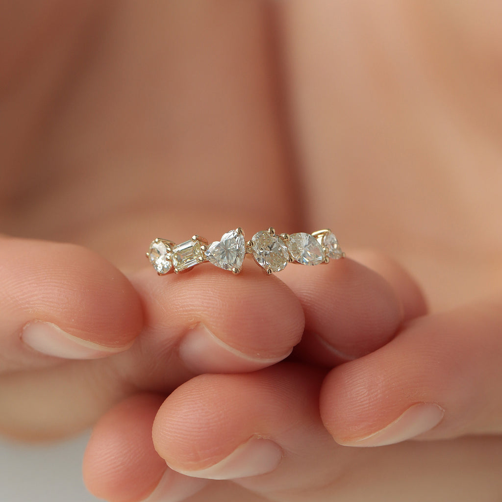 Anillo Ares 3 Oro Amarillo 18K con Diamantes.