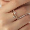 Anillo Astra Oro Amarillo 14K con Diamantes.