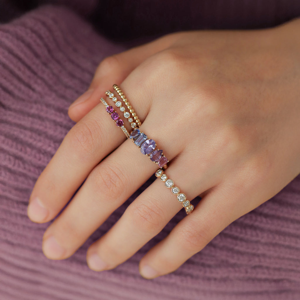 Anillo Atom Berry Oro Amarillo 14K con Zafiros y Tanzanita.