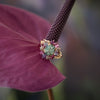 Anillo Botanical Peonia Oro Amarillo 14K con Aquamarina, Tanzanita, Amatista, Zafiro y Ópalo.