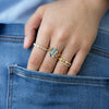 Anillo Botanical Narciso Oro Amarillo 14K con Diamantes, Zafiro, Turmalinas y Aquamarinas.