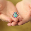 Anillo Botanical Peonia Oro Amarillo 14K con Aquamarina, Tanzanita, Amatista, Zafiro y Ópalo.