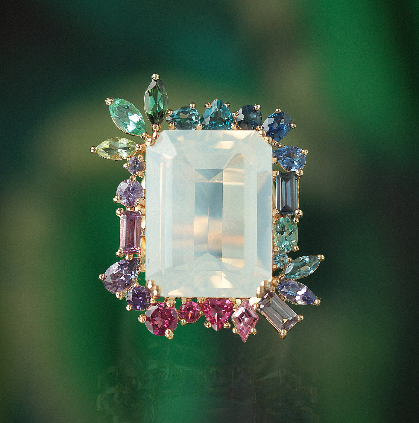  Anillo Botanical Primrose Oro Amarillo 14K con Piedra Luna, Topacio, Zafiros, Espinelas, Granates, Tanzanitas y Turmalinas.