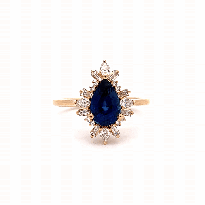 Anillo Charlotte Oro Amarillo 14K con Zafiro Gota y Diamantes.