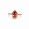 Anillo Elysa Granate Malaya Oro Amarillo 14K con Granate Malaya.