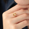 Anillo Elios Oro Amarillo 14K con Topacio Imperial Gota.