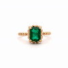 Anillo Elysa Esmerlada M Oro Amarillo 14K con Esmeraldas.