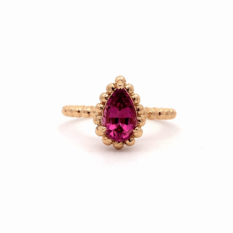 Anillo Elysa Oro Amarillo 14K con Granate Rodolita.