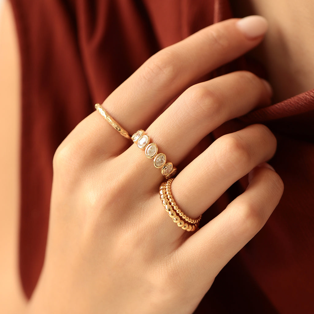 Anillo Lens Oro Amarillo 18K con Diamantes.
