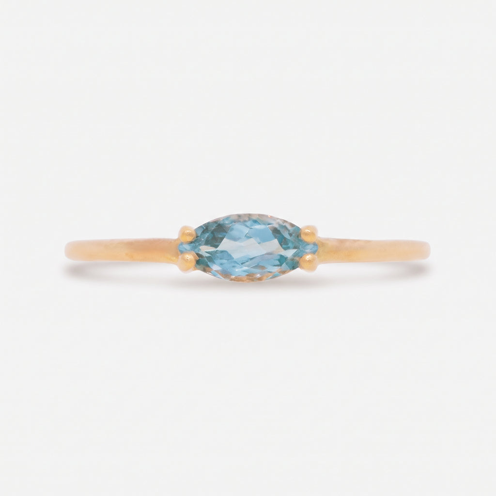 Anillos 'Lila' Oro Amarillo 14K con Zafiros, Aquamarina y Turmalina.