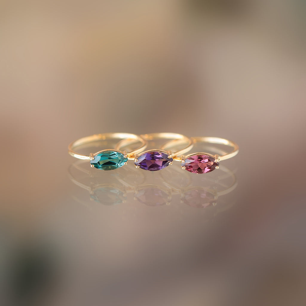 Anillos 'Lila +' Oro Amarillo 14K con Piedras Naturales.