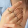 Anillo Myla Royal Blue Oro Amarillo 14K con Diamante, Zafiros y Aquamarinas.