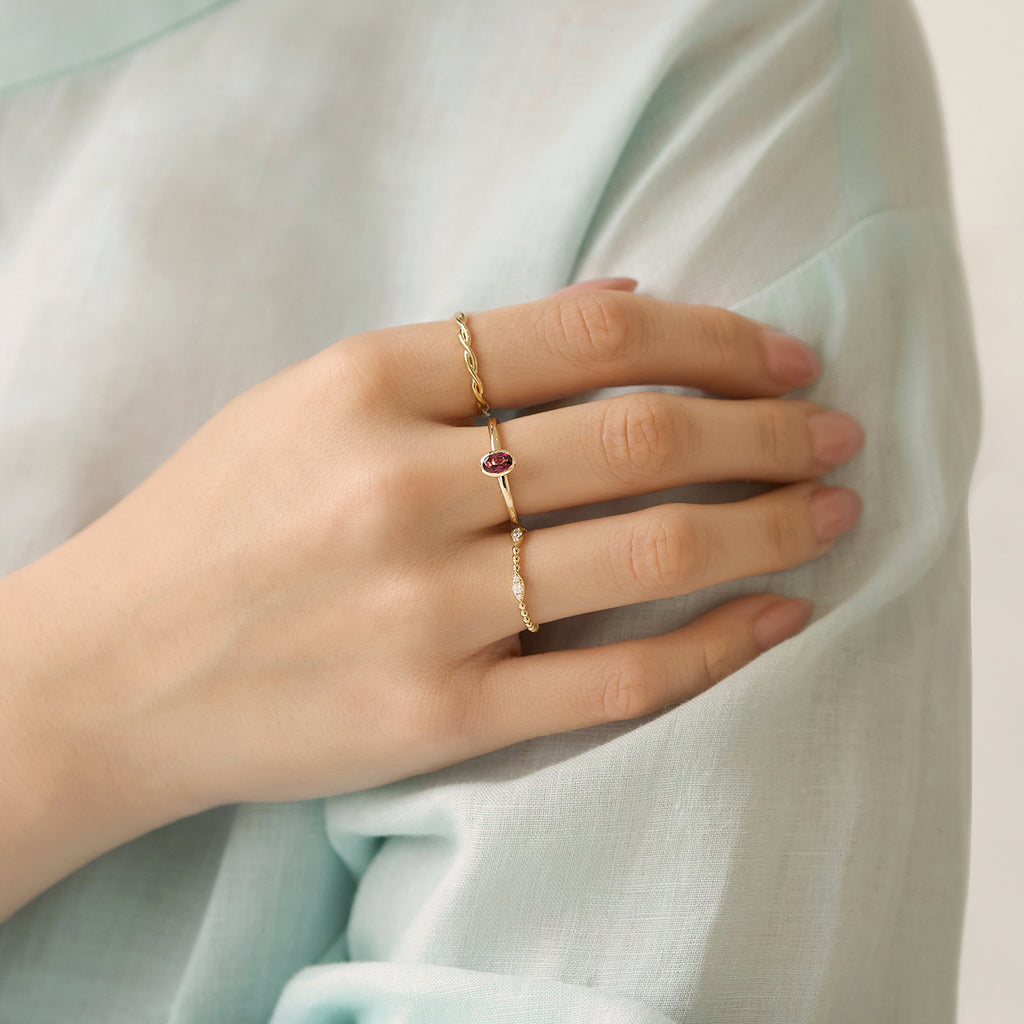 Anillo Birthstone Orion Oro Amarillo 14K y Piedras Naturales.