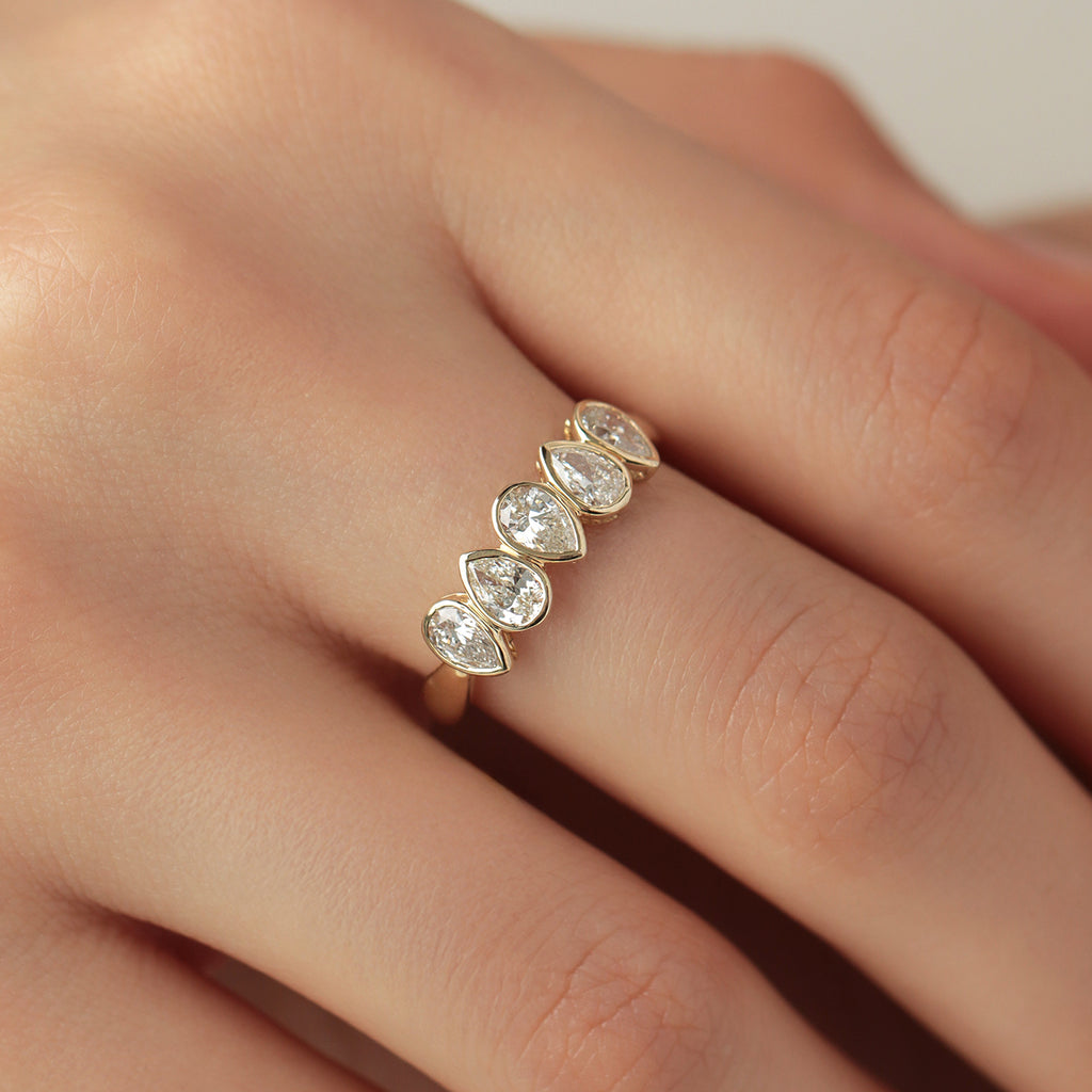Anillo Orion Drops Oro Amarillo 14K con Diamantes.