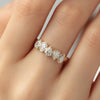 Anillo Orion Drops Oro Amarillo 14K con Diamantes.