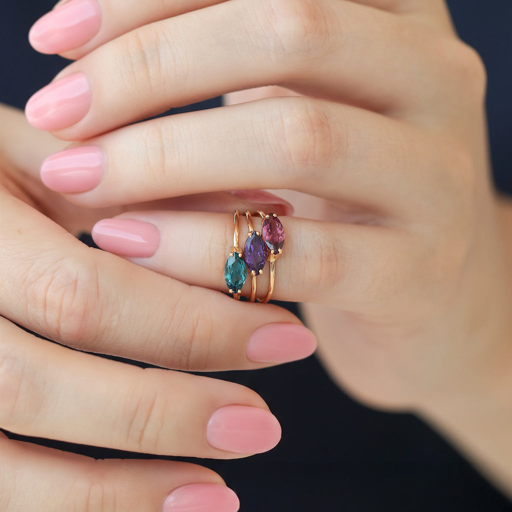 Anillos 'Lila +' Oro Amarillo 14K con Piedras Naturales.