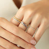 Anillo Stellar Lavanda Oro Amarillo 14K con Zafiro y Diamante.