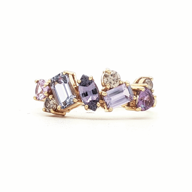 Anillo Stellar Lavanda Oro Amarillo 14K con Zafiro y Diamante.