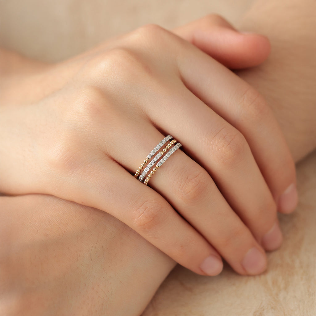 Anillo Tridots Oro Amarillo 14K con Diamantes.