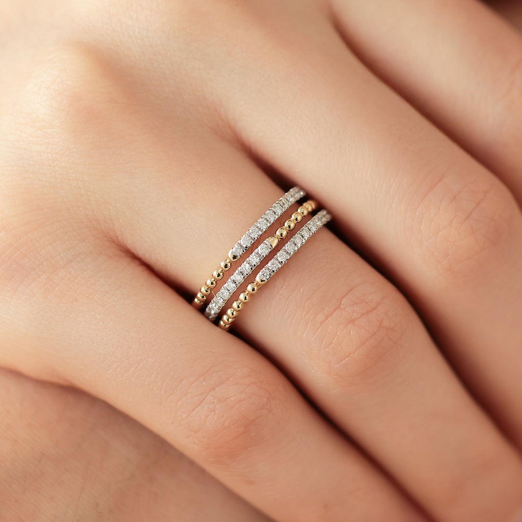 Anillo Tridots Oro Amarillo 14K con Diamantes.