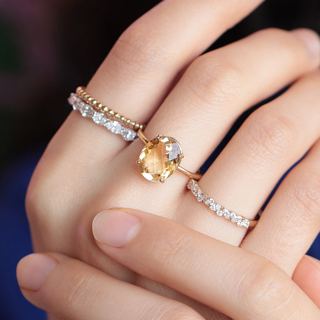 Anillo Valeria Oro Amarillo 14K con Citrino Oval XL.