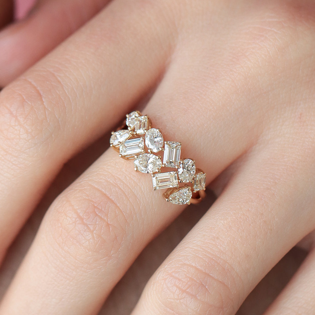 Anillo Vine Oro 18K con Diamantes.