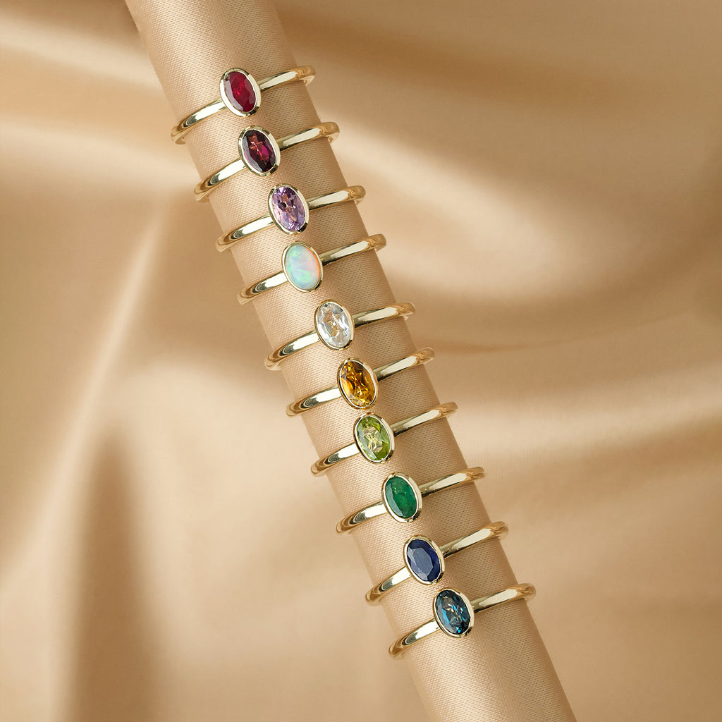 Anillo Birthstone Orion Oro Amarillo 14K y Piedras Naturales.