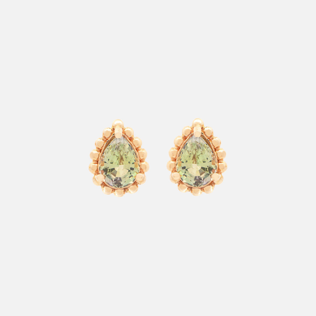 Aretes Elysa Oro Amarillo 14K con Tanzanitas Unheated.