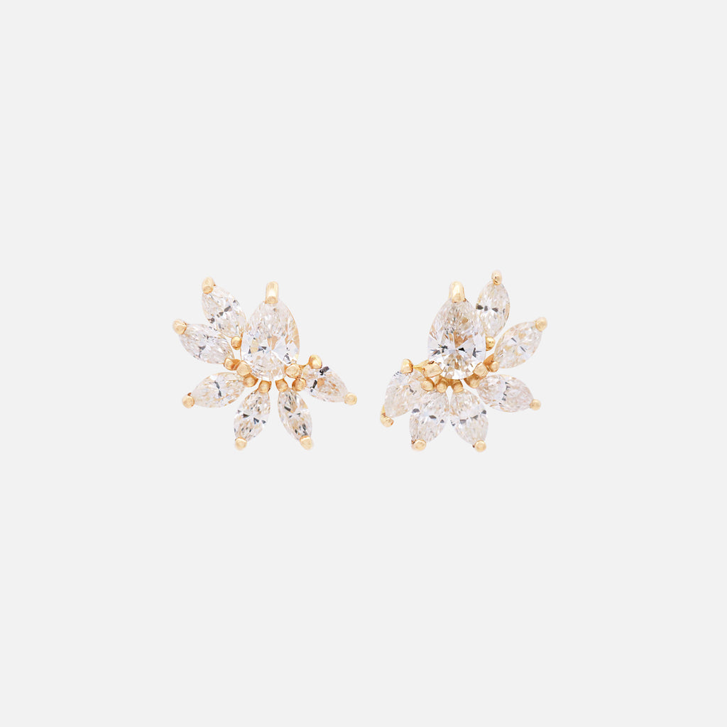 Aretes Lumen Oro Amarillo 18K con Diamantes.