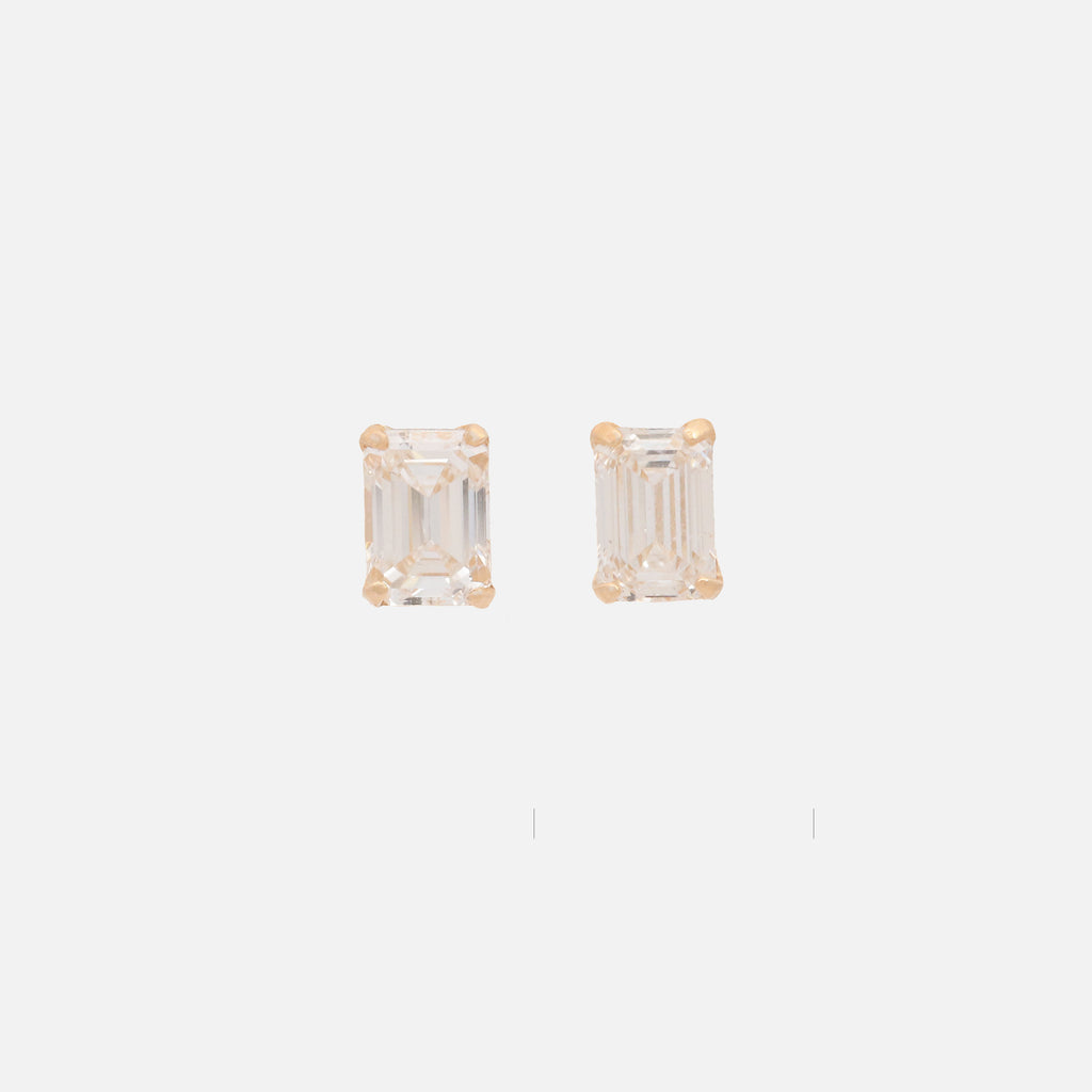 Aretes Orbit Oro Amarillo 18K con Diamantes.