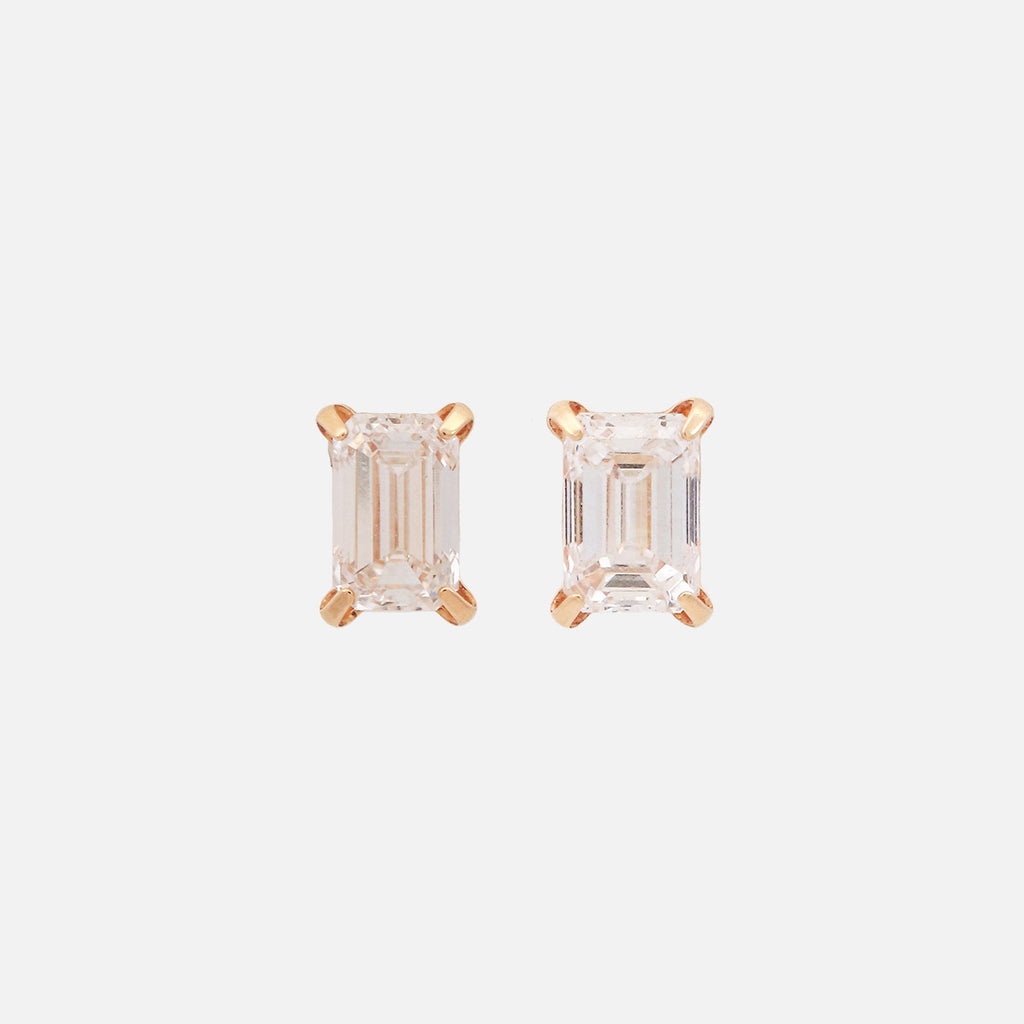 Aretes Orbit Oro Amarillo 18K con Diamantes.