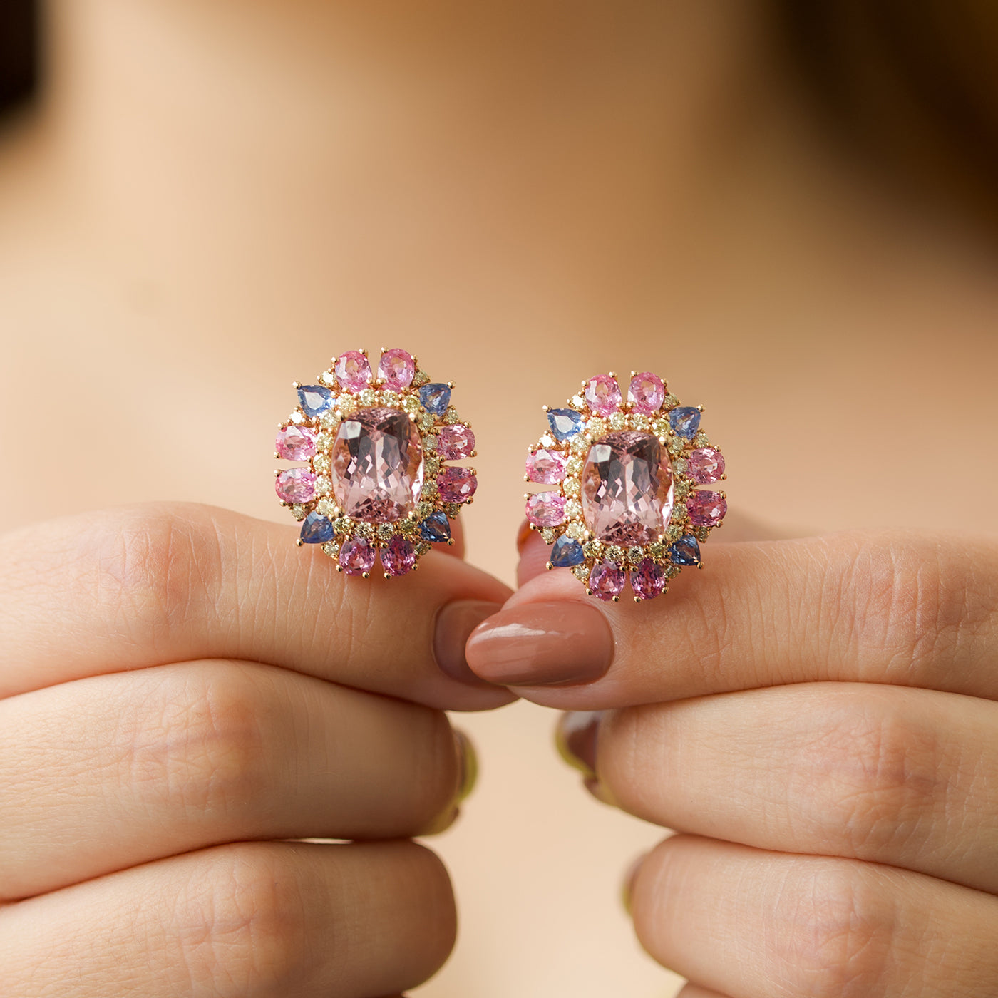 Aretes Armida Pink Oro Amarillo 18K Zafiros, Turmalinas y Diamantes.
