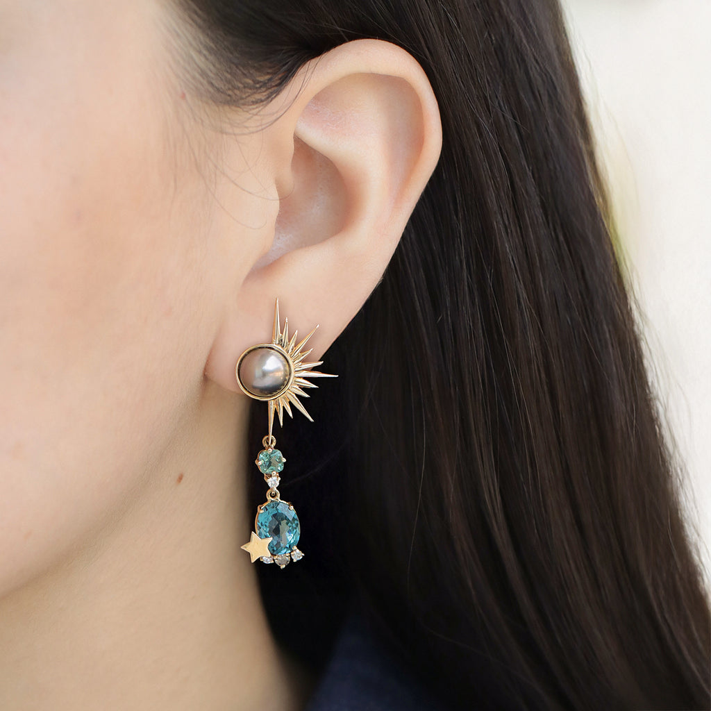 Aretes Blue Mercury Oro Amarillo 14K con Topacios, Perlas, Turmalinas y Diamantes.