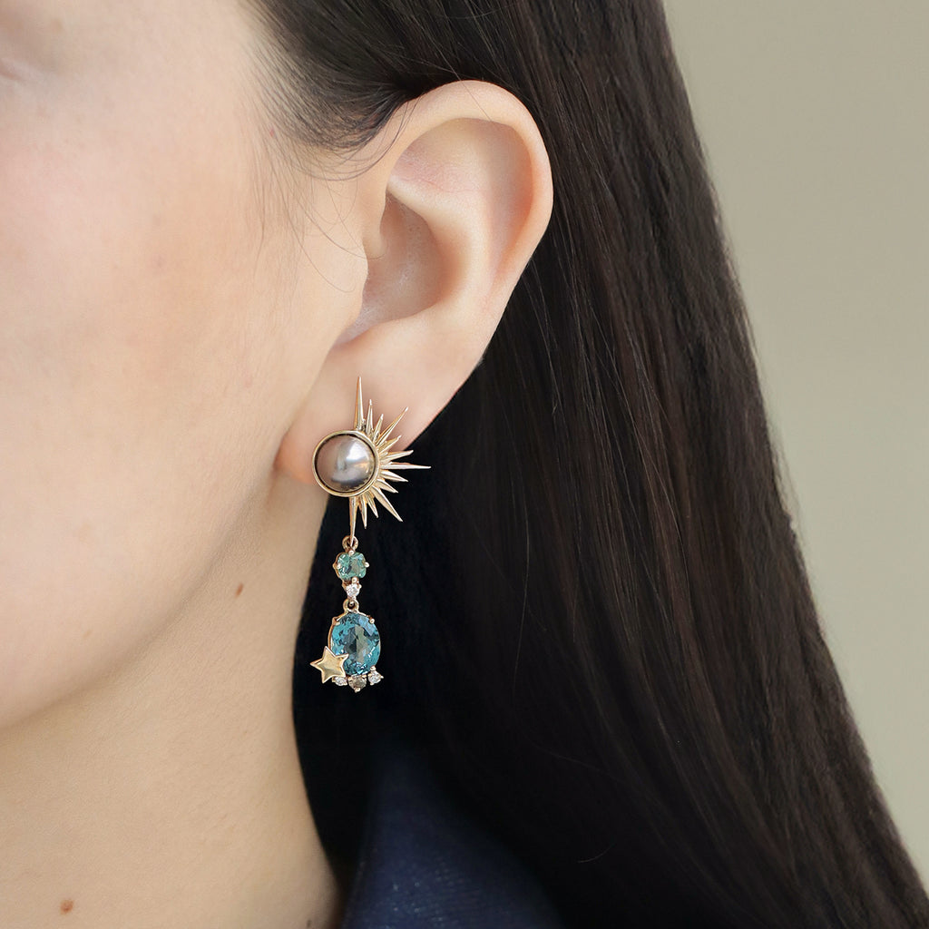 Aretes Blue Mercury Oro Amarillo 14K con Topacios, Perlas, Turmalinas y Diamantes.