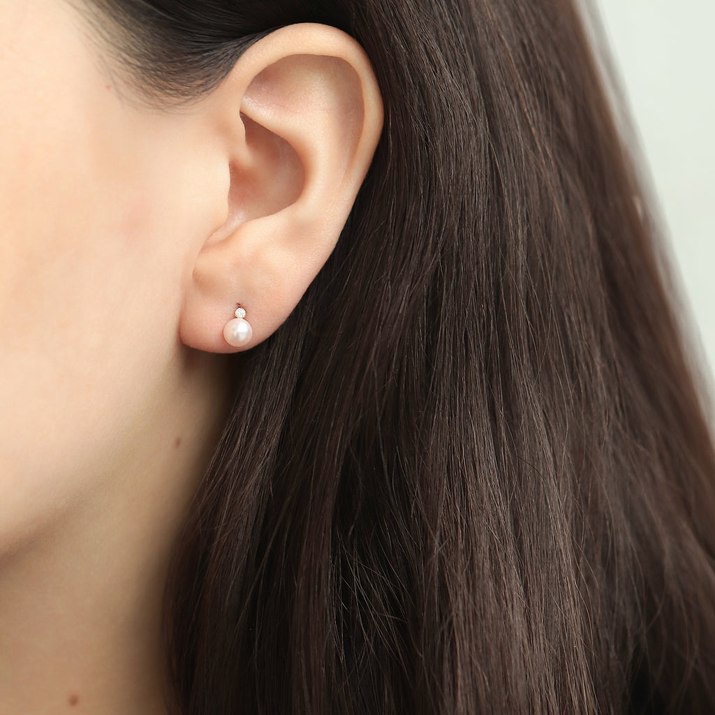Aretes Drift Oro Amarillo 18K Perlas y Diamantes.