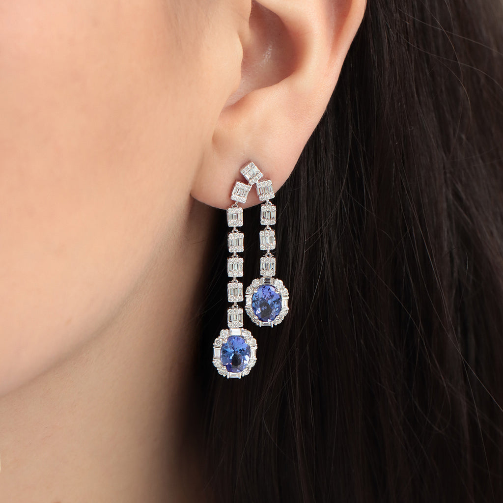 Aretes Gardenia Oro Blanco 18K con Tanzanita y Diamantes.