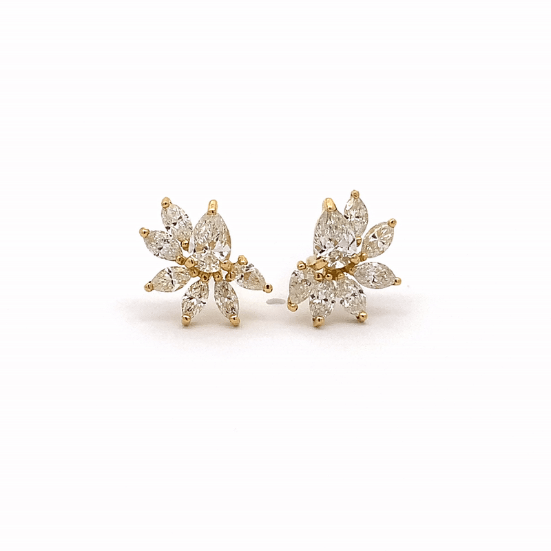 Aretes Lumen Oro Amarillo 18K con Diamantes.