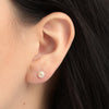 Aretes Nest Pearl Oro Amarillo 18K con Perlas y Zirconias.