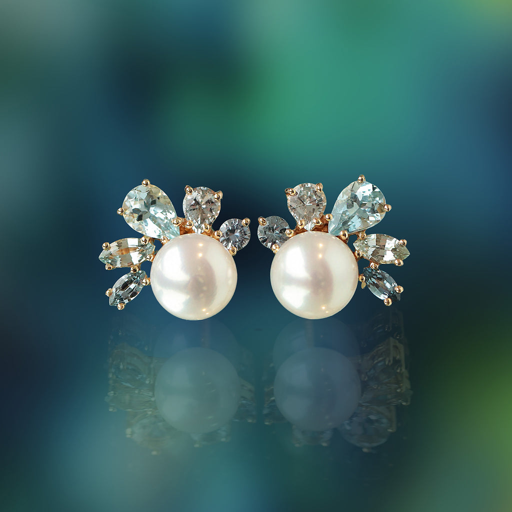 Aretes Pearl Light Blue Oro Amarillo 14K con Perlas, Zafiros y Aquamarinas.